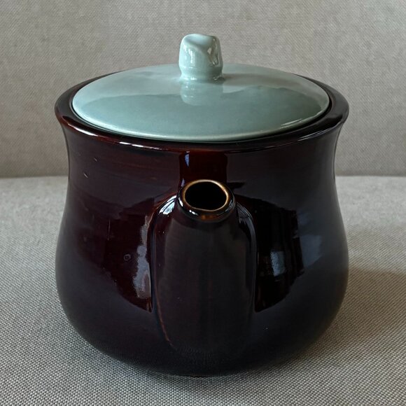 MCM Vintage Red Wing Pottery Teapot - Picture 4 of 10
